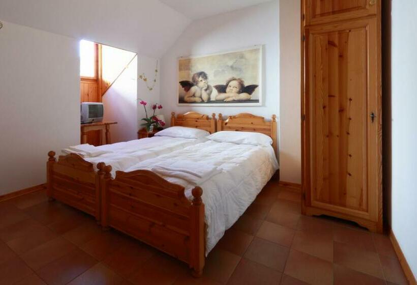 Номер Стандарт, Albergo Alle Alpi