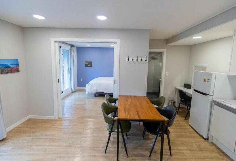 家庭间, Camp Jirisan Parkview