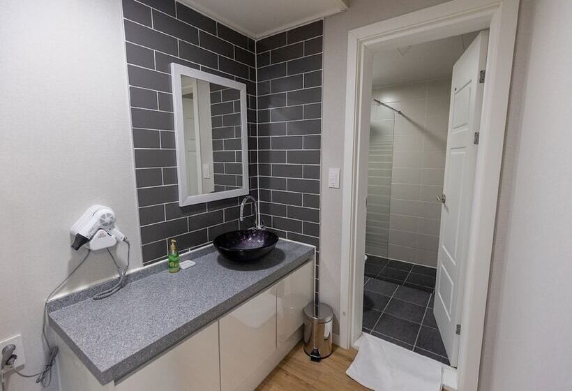 家庭间, Camp Jirisan Parkview