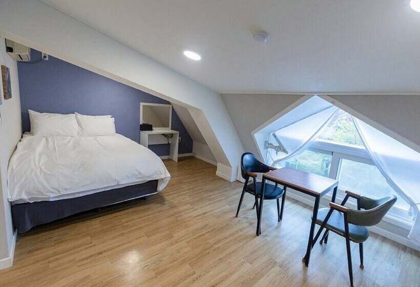 家庭间, Camp Jirisan Parkview