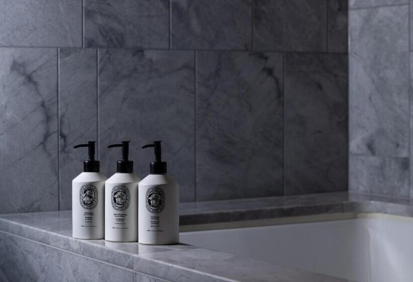 اتاق پریمیوم با چشمانداز باغ, Four Seasons Hotel Kyoto