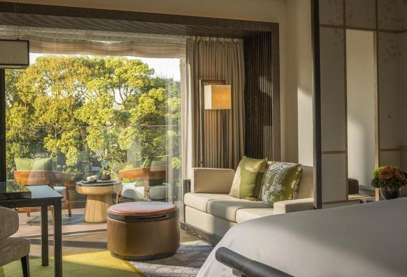 Номер Стандарт 2 Двуспальные Кровати, Four Seasons Hotel Kyoto