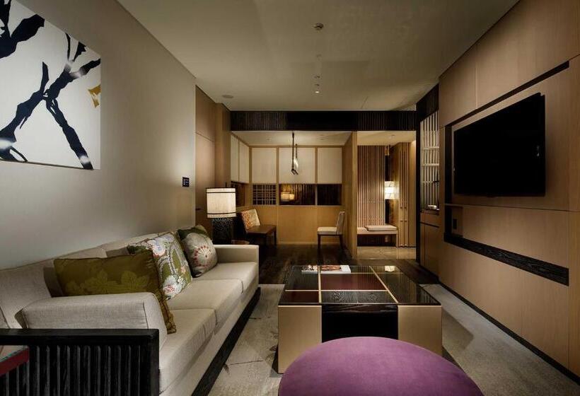 سوییت اجرایی, Four Seasons Hotel Kyoto