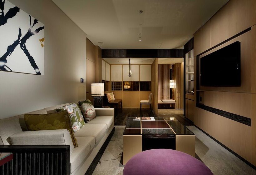 سوییت اجرایی, Four Seasons Hotel Kyoto