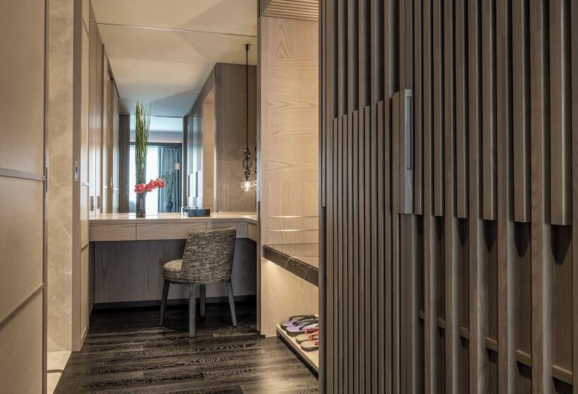 سوئیت با تخت بزرگ, Four Seasons Hotel Kyoto