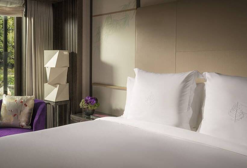 سوییت اجرایی, Four Seasons Hotel Kyoto