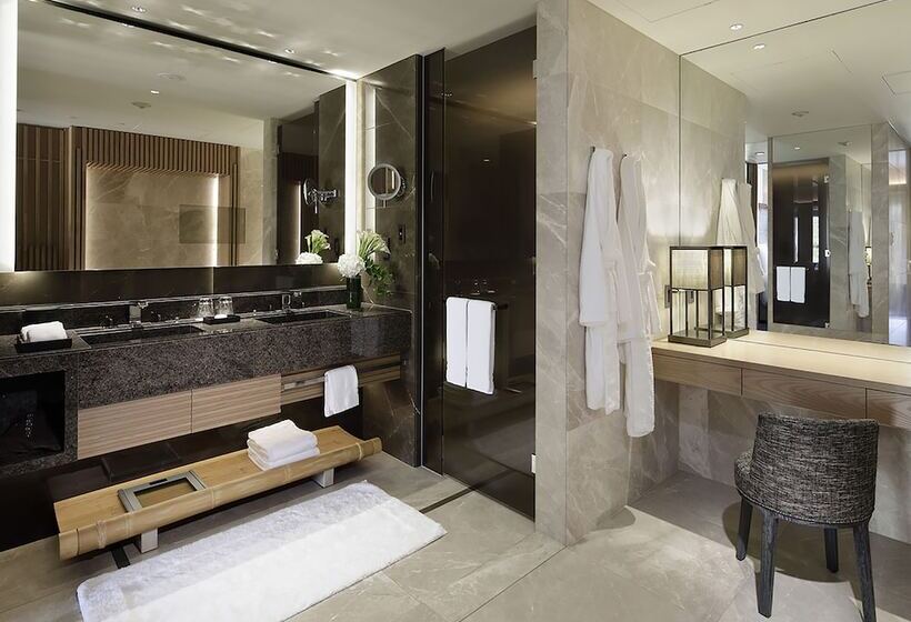 سوئیت با تخت بزرگ, Four Seasons Hotel Kyoto