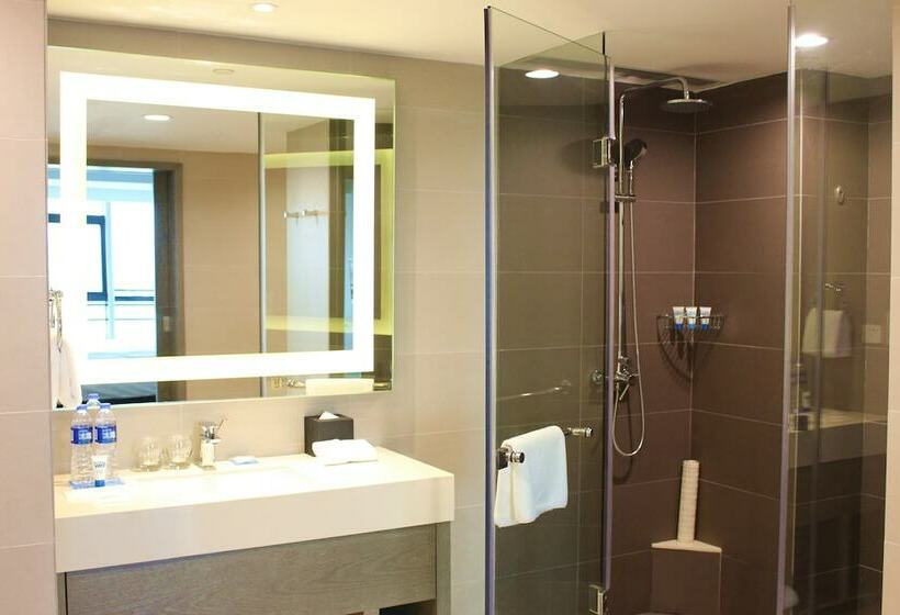 キングサイズベッドのスタンダードルーム, Hyatt Place Shenzhen Airport