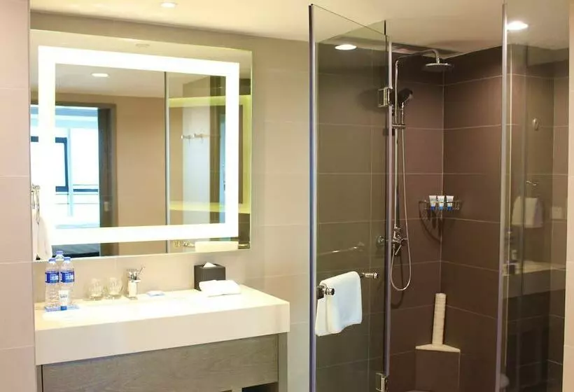 اتاق استاندارد با تخت بزرگ, Hyatt Place Shenzhen Airport