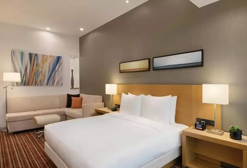 اتاق استاندارد با تخت بزرگ, Hyatt Place Shenzhen Airport
