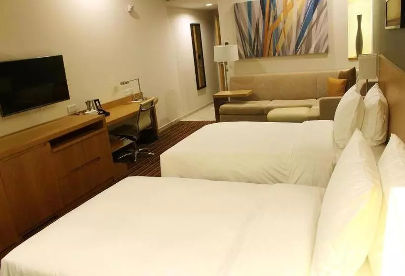 سوییت, Hyatt Place Shenzhen Airport