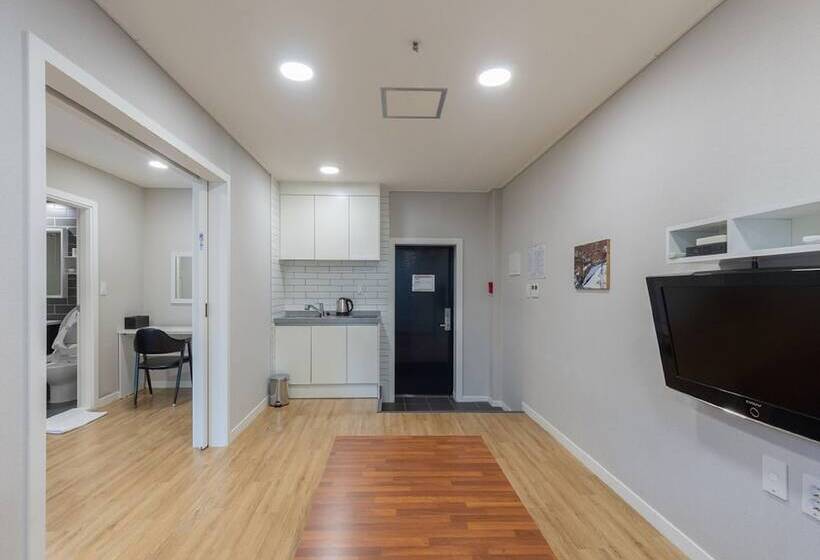 家庭间, Camp Jirisan Parkview