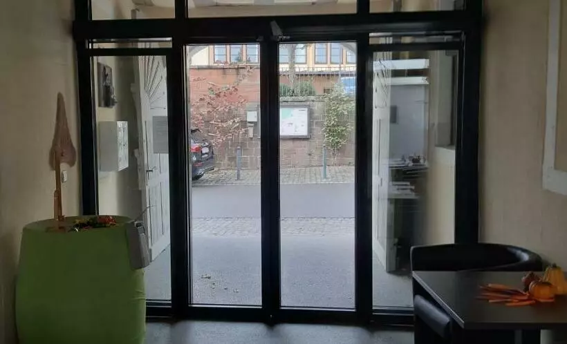 スタンダードシングルルーム, Zum Kronprinzen Hotel Garni
