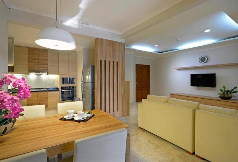 2 Sovrums Lägenhet, Midtown Residence Simatupang Jakarta