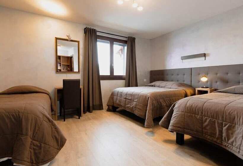 חדר משפחתי, Motel D Ornex