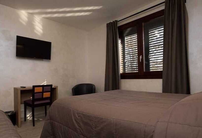 חדר סטנדרט, Motel D Ornex