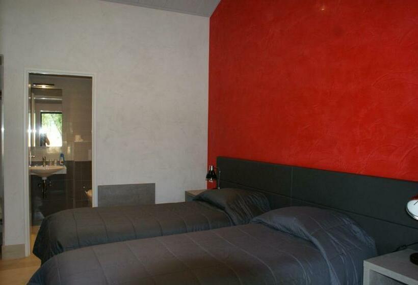 חדר סטנדרט, Motel D Ornex