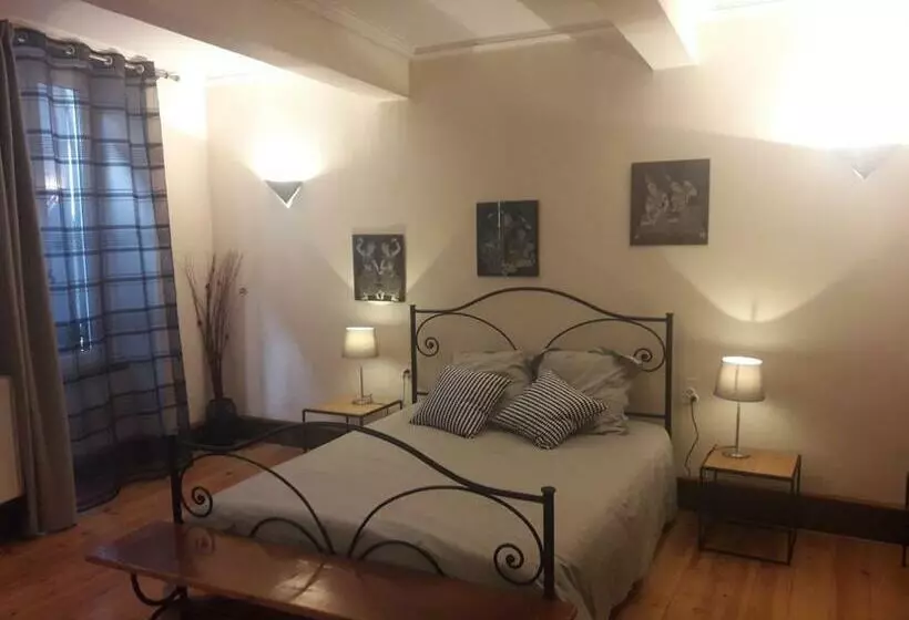 スーペリアールーム, Chambres D Hotes Belle Occitane