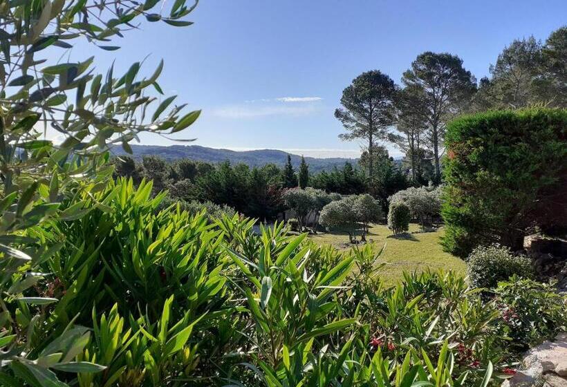 ガーデンビュースタンダードルーム, La Bastide Des Selves