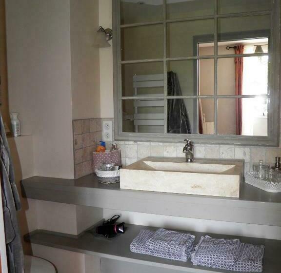 Номер Стандарт Вид на Бассейн, La Bastide Du Bouchou