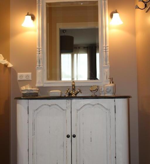 Номер Стандарт Вид на Бассейн, La Bastide Du Bouchou