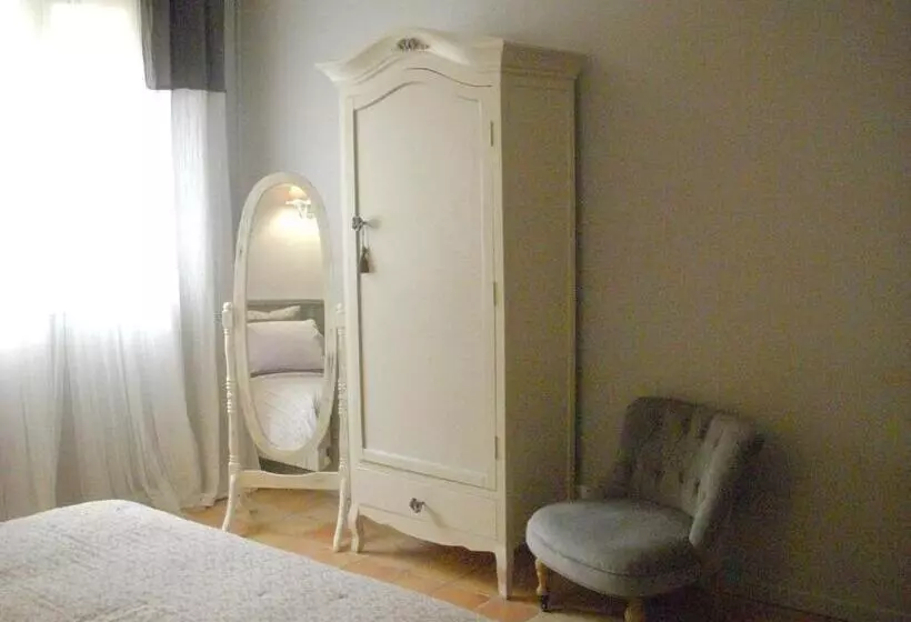 اتاق استاندارد با چشم‌انداز باغ, La Bastide Du Bouchou