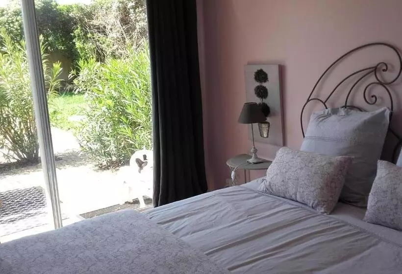 اتاق لوکس, La Bastide Du Bouchou