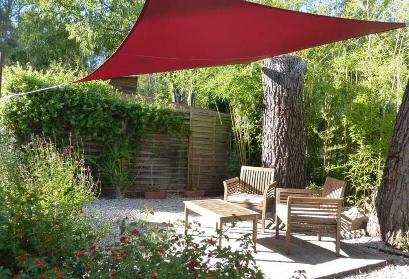 חדר סטנדרט עם טרסה, La Genestière