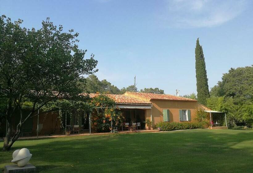 חדר סטנדרט עם טרסה, La Genestière