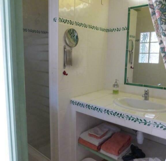 חדר סטנדרט עם טרסה, La Genestière