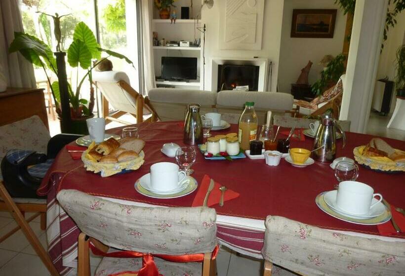 חדר סטנדרט עם טרסה, La Genestière