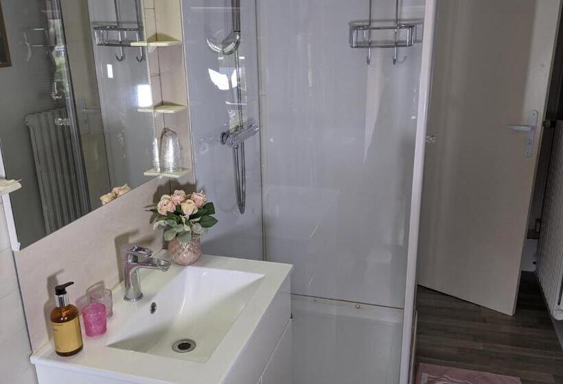 סוויטה נוף לגינה, Les Bruyères Du Mont