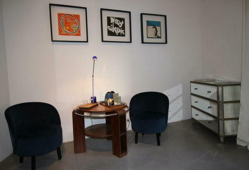 غرفة سوبيريور, Les Esplanes