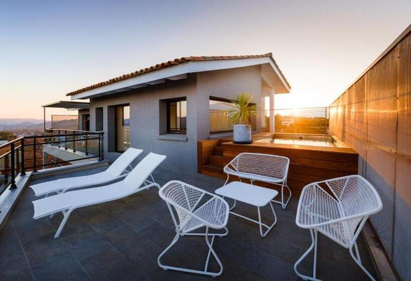 1 Bedroom Penthouse Apartment, Citta Di Lume Suites & Lofts