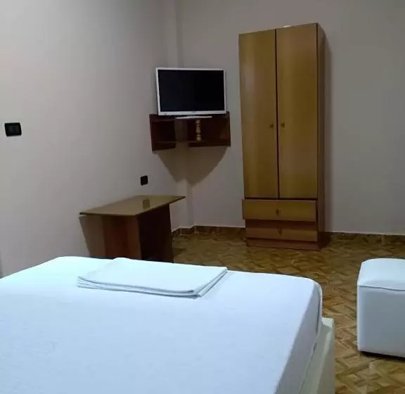 Quarto Economy Individual, Gjeli