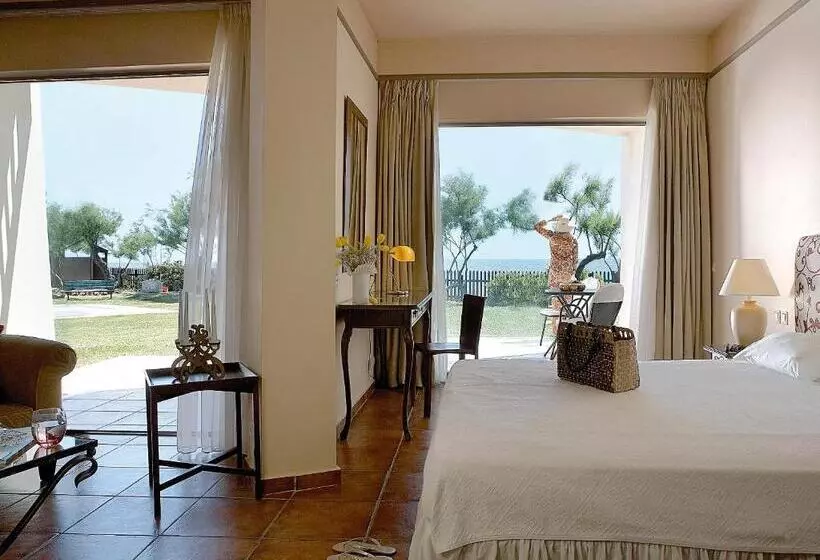 سوئیت جونیور خانوادگی, Grecotel Egnatia