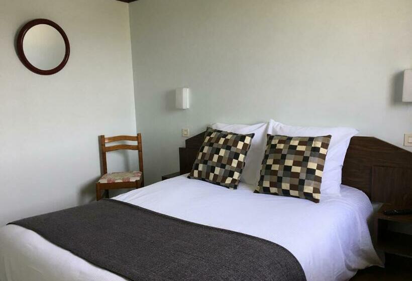 חדר סטנדרט, Le Dauphin