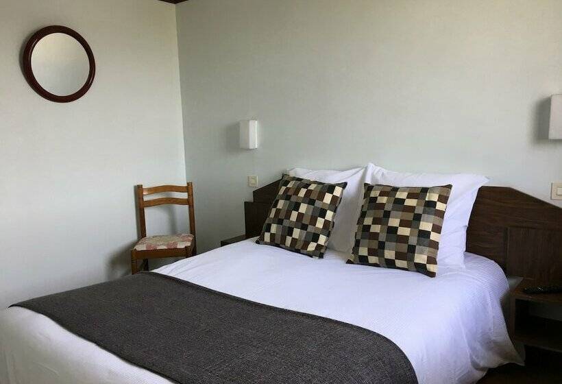 חדר סטנדרט, Le Dauphin