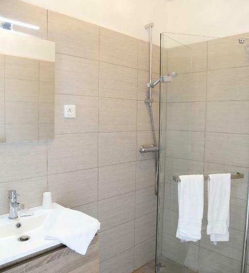 レイクビュースタンダードルーム, Hôtel Restaurant Le Relais De L'estuaire