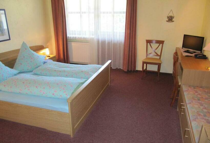 기본룸, Landgasthof Hotel Zum Anleitner