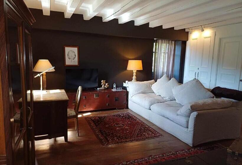 Casa 1 Quarto, Le Château Brangoly