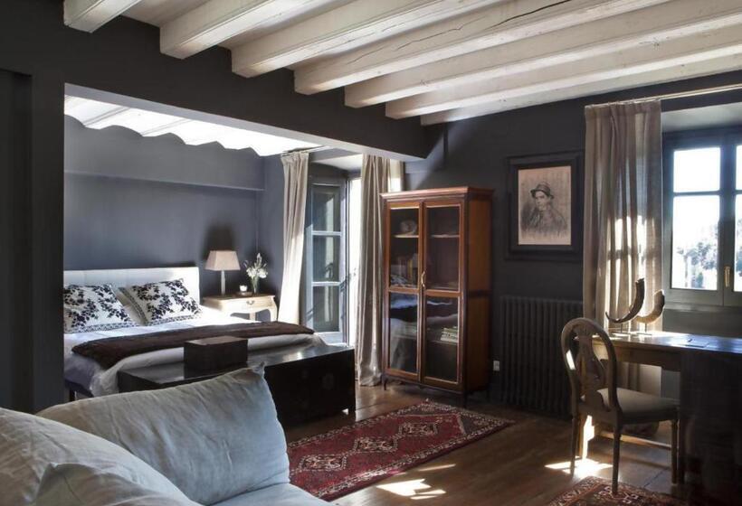 בית, חדר שינה 1, Le Château Brangoly