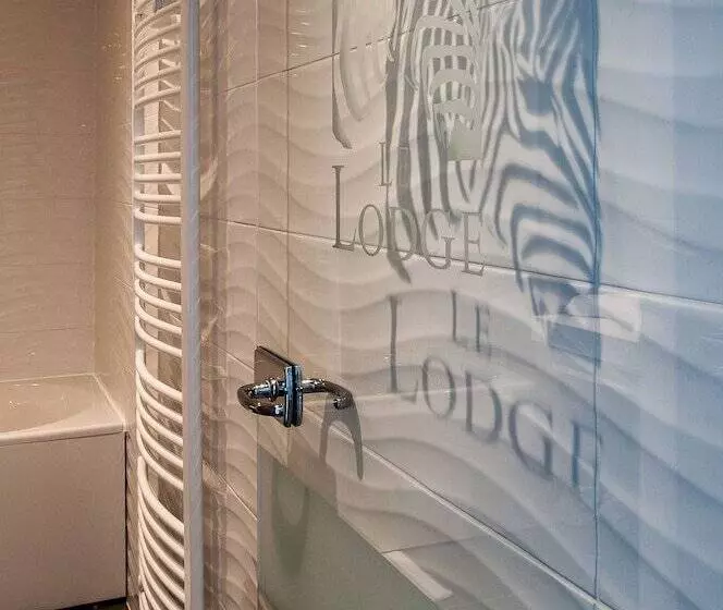 スイート, Le Lodge Brit Hotel Strasbourg Zenith