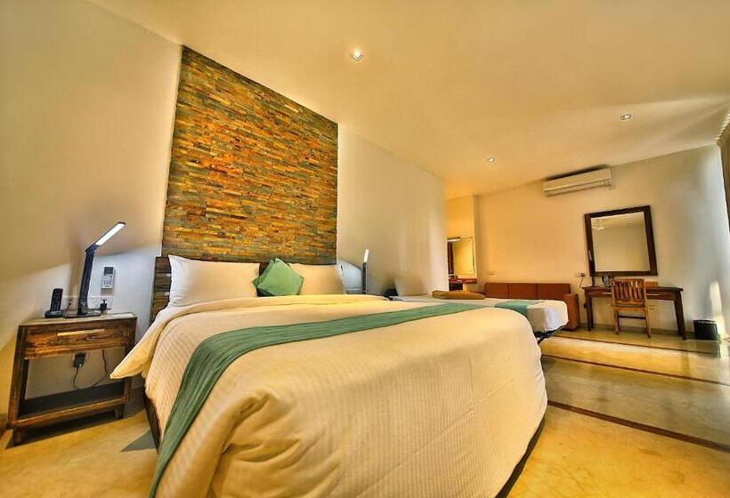 デラックスルーム, R Degrees