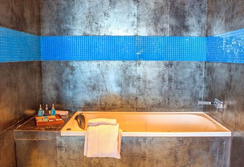 スイート, R Degrees