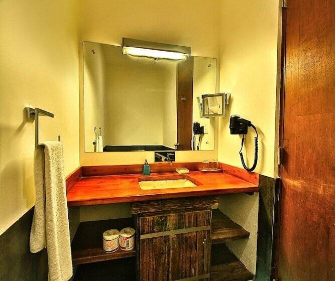 デラックスルーム, R Degrees