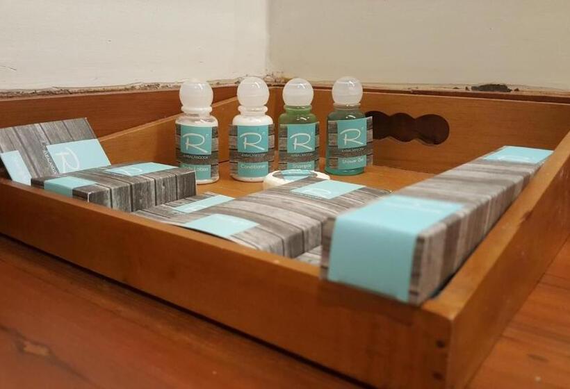 デラックスルーム, R Degrees