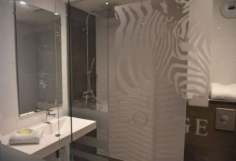 Номер Комфорт, Le Lodge Brit Hotel Strasbourg Zenith