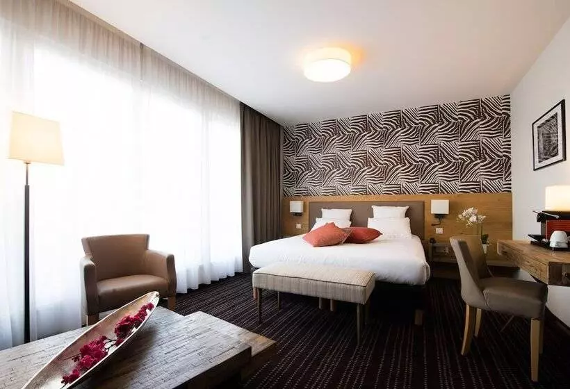 スイート, Le Lodge Brit Hotel Strasbourg Zenith