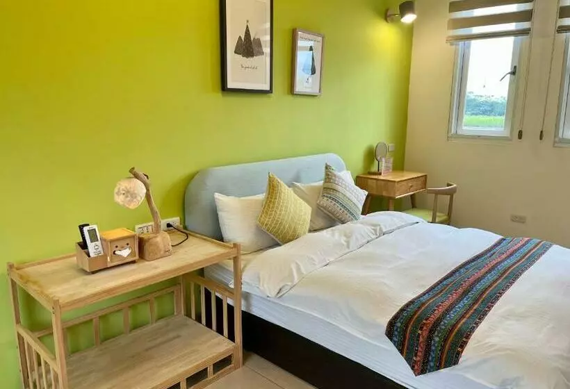 اتاق استاندارد با چشم‌انداز باغ, Mei Jung B&b